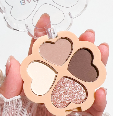 Sanrio&Stitch Eyeshadow Palette