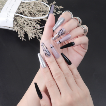 Press on nails(24 pcs/set)💅