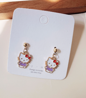 Sanrio jewelry(with box)(also freebie for order over $29.99)