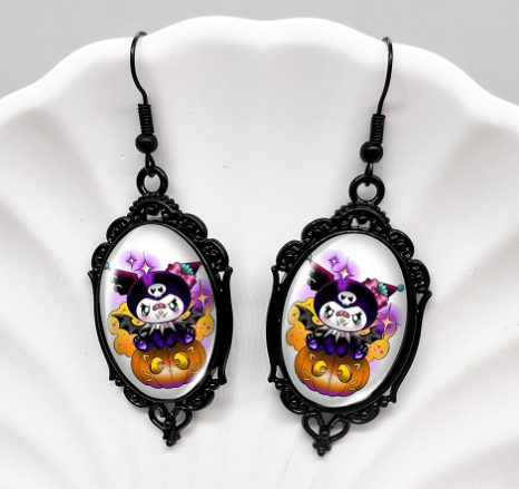 Sanrio jewelry(with box)(also freebie for order over $29.99)