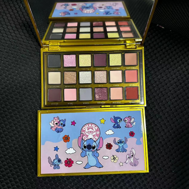 Sanrio&Stitch Eyeshadow Palette
