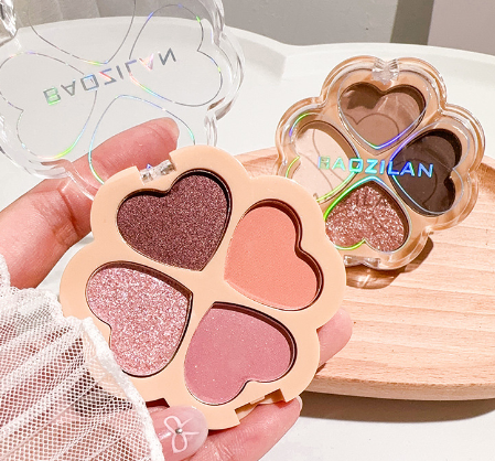 Sanrio&Stitch Eyeshadow Palette