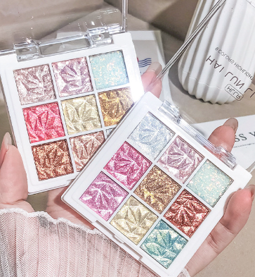 Sanrio&Stitch Eyeshadow Palette