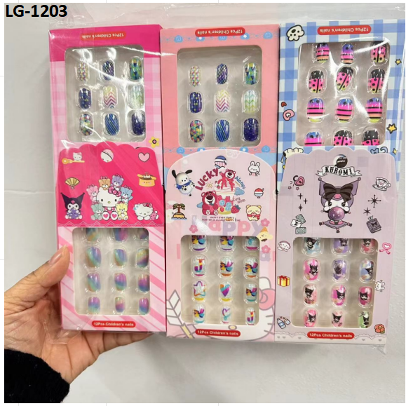 Eyelashes&Childern's Sanrio nails