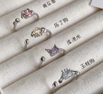 Sanrio jewelry(with box)(also freebie for order over $29.99)
