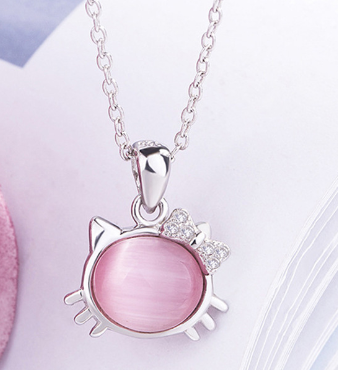 Sanrio jewelry(with box)(also freebie for order over $29.99)
