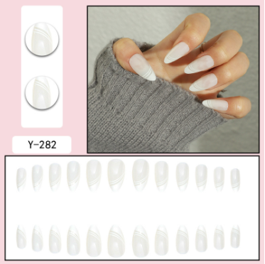 Press on nails(24 pcs/set)💅